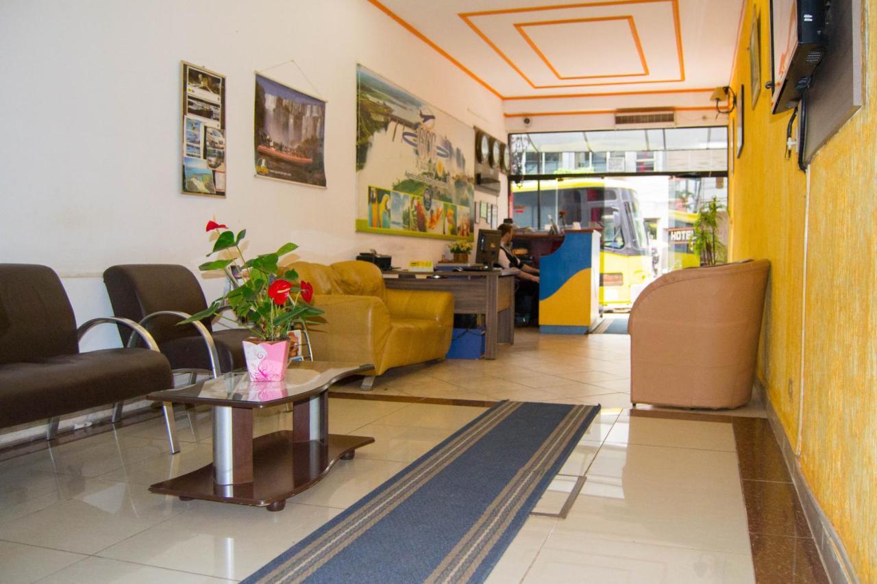 Hotel & Restaurante Guarania Ciudad del Este Eksteriør bilde